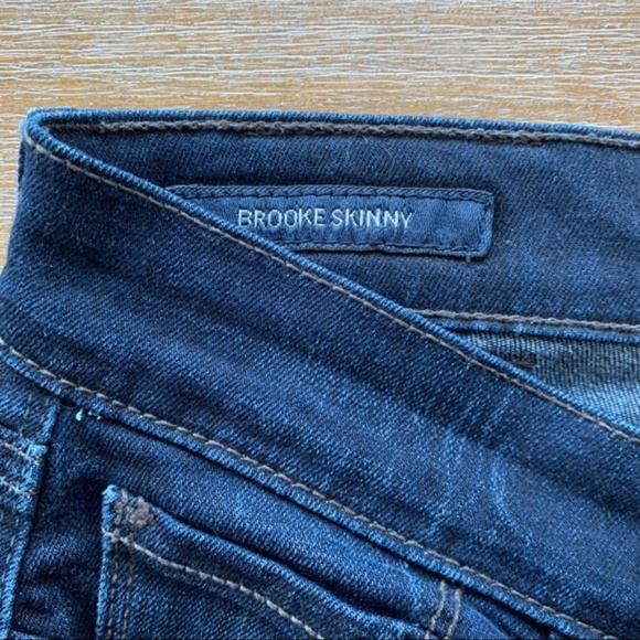 Lucky Brand Dark Wash Brooke Skinny Jeans Size 2 - Picture 6 of 7